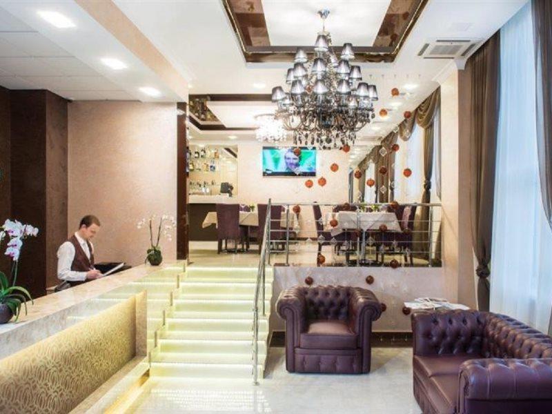 Bonapart Hotel By Uhm Kiev Exterior foto