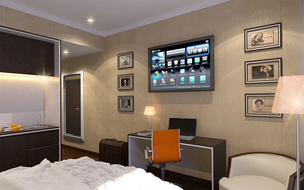 Bonapart Hotel By Uhm Kiev Exterior foto